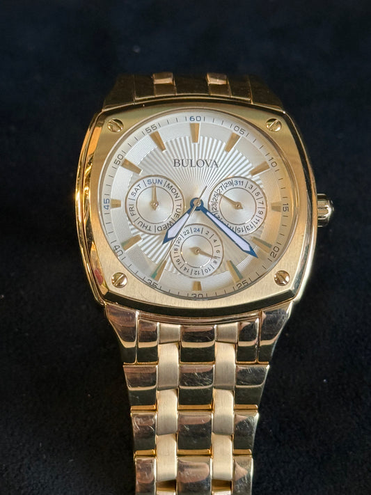 BULOVA GOLD-TONE WATCH 97C105