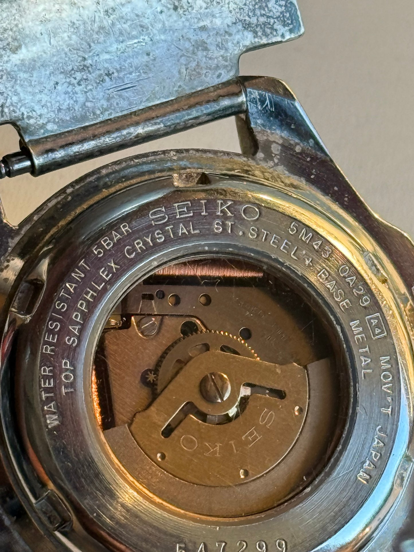 Seiko Kinetic Mens Watch Day Date Silver Gold Stainless Super Smiths Watch Band.